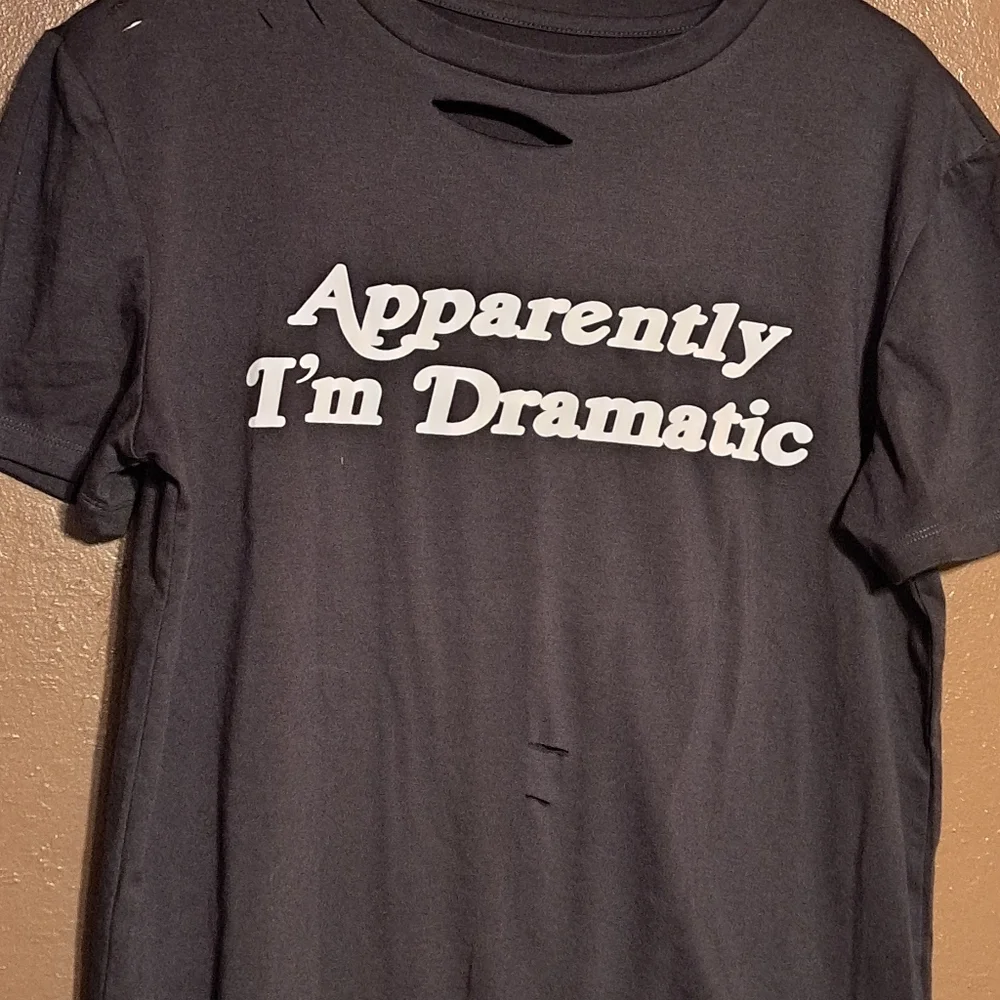 2 Distressed Tees Size Medium - Picture 2 of 6